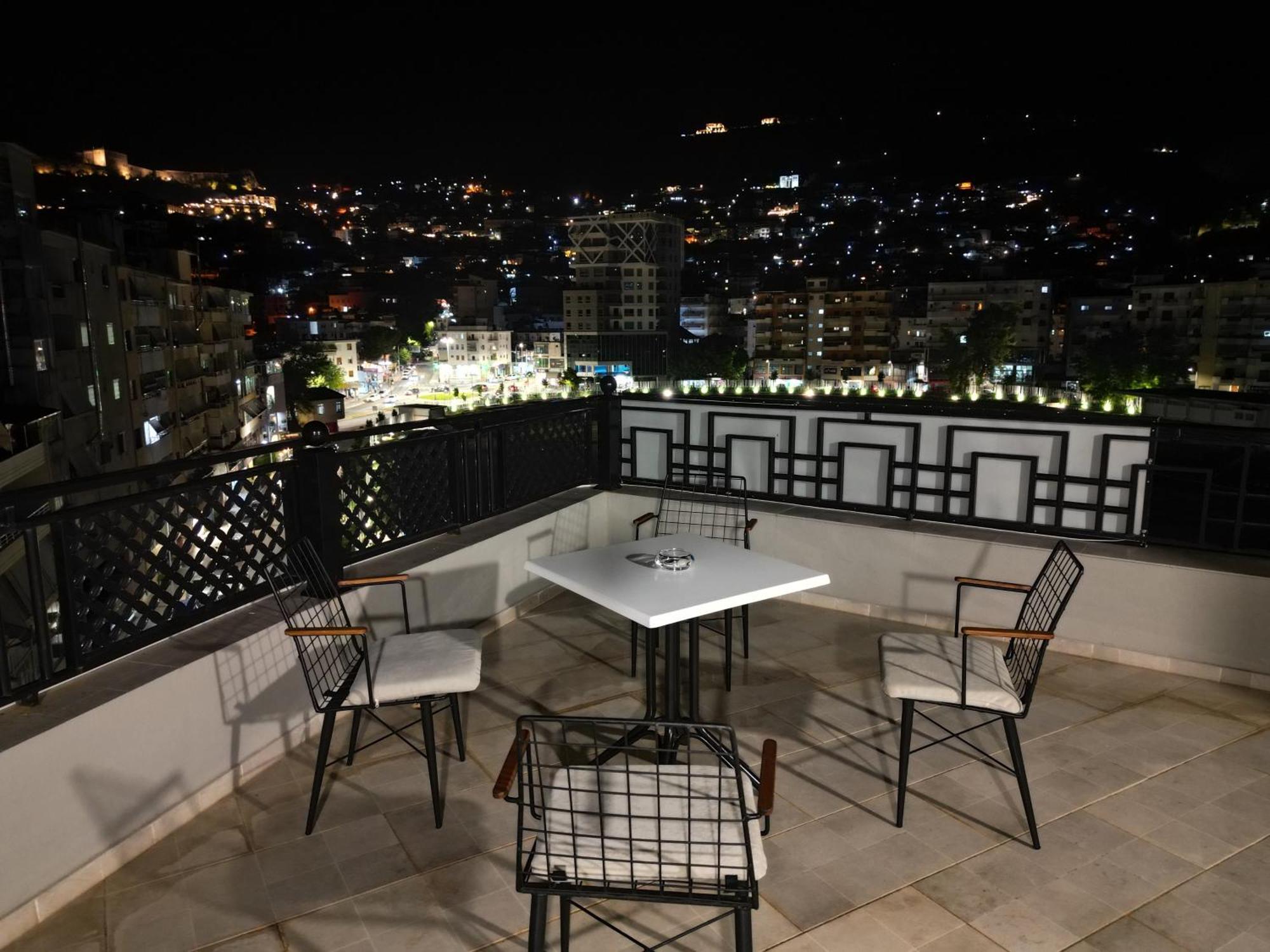 Rs Skendo Apartments Gjirokastër Exteriér fotografie